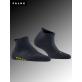 KEEP WARM calzini sneaker della ditta Falke - 6278 dark sapphire