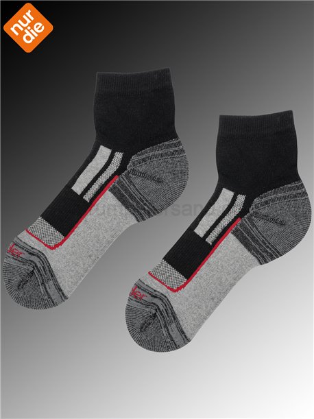 OUTDOOR KURZSOCKEN calzini da lavoro della Nur Die - 995 schwarz-rot